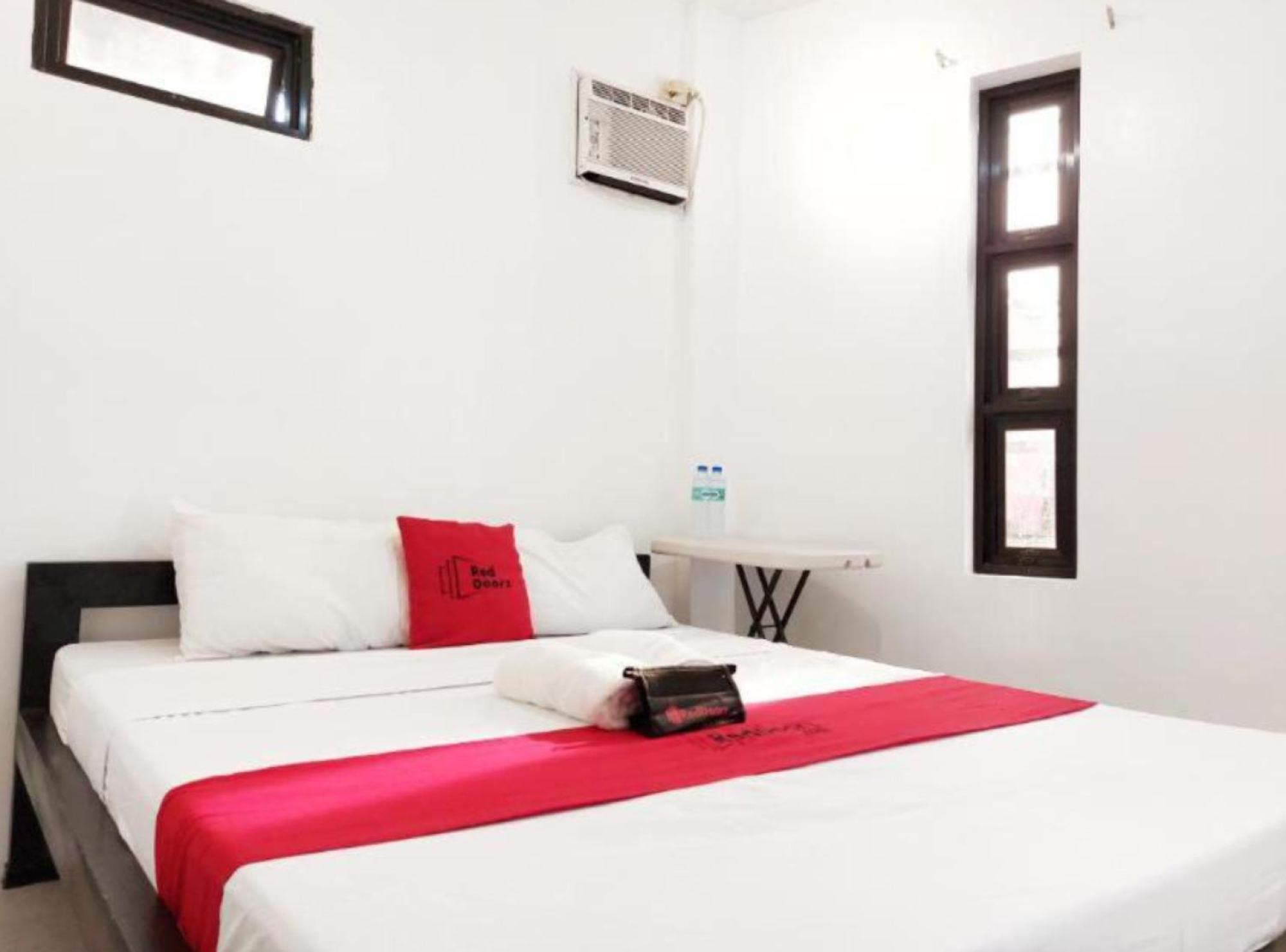 Reddoorz At San Antonio Binan Laguna Esterno foto